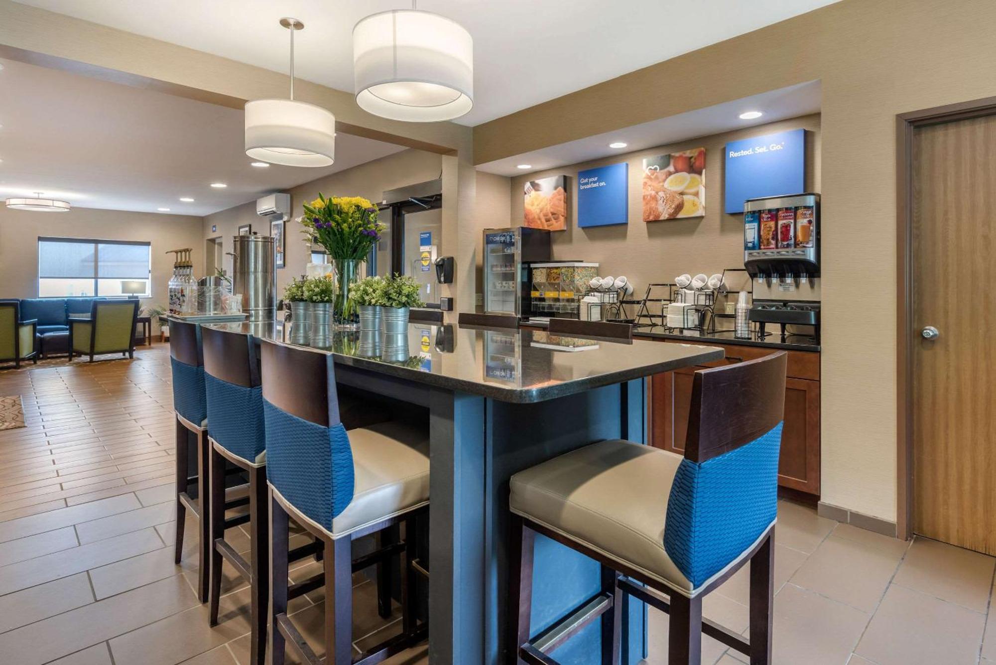 Comfort Inn Ellsworth - Bar Harbor Exterior photo