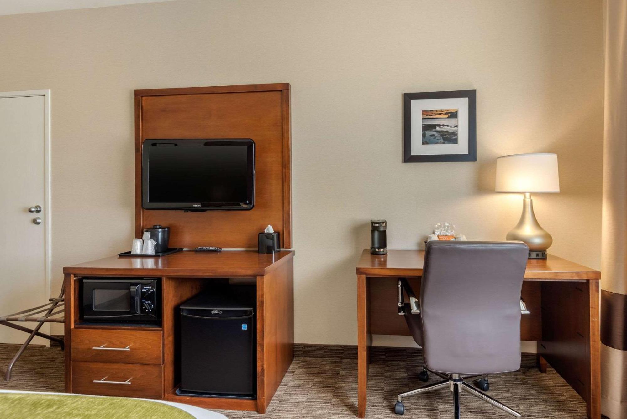 Comfort Inn Ellsworth - Bar Harbor Exterior photo