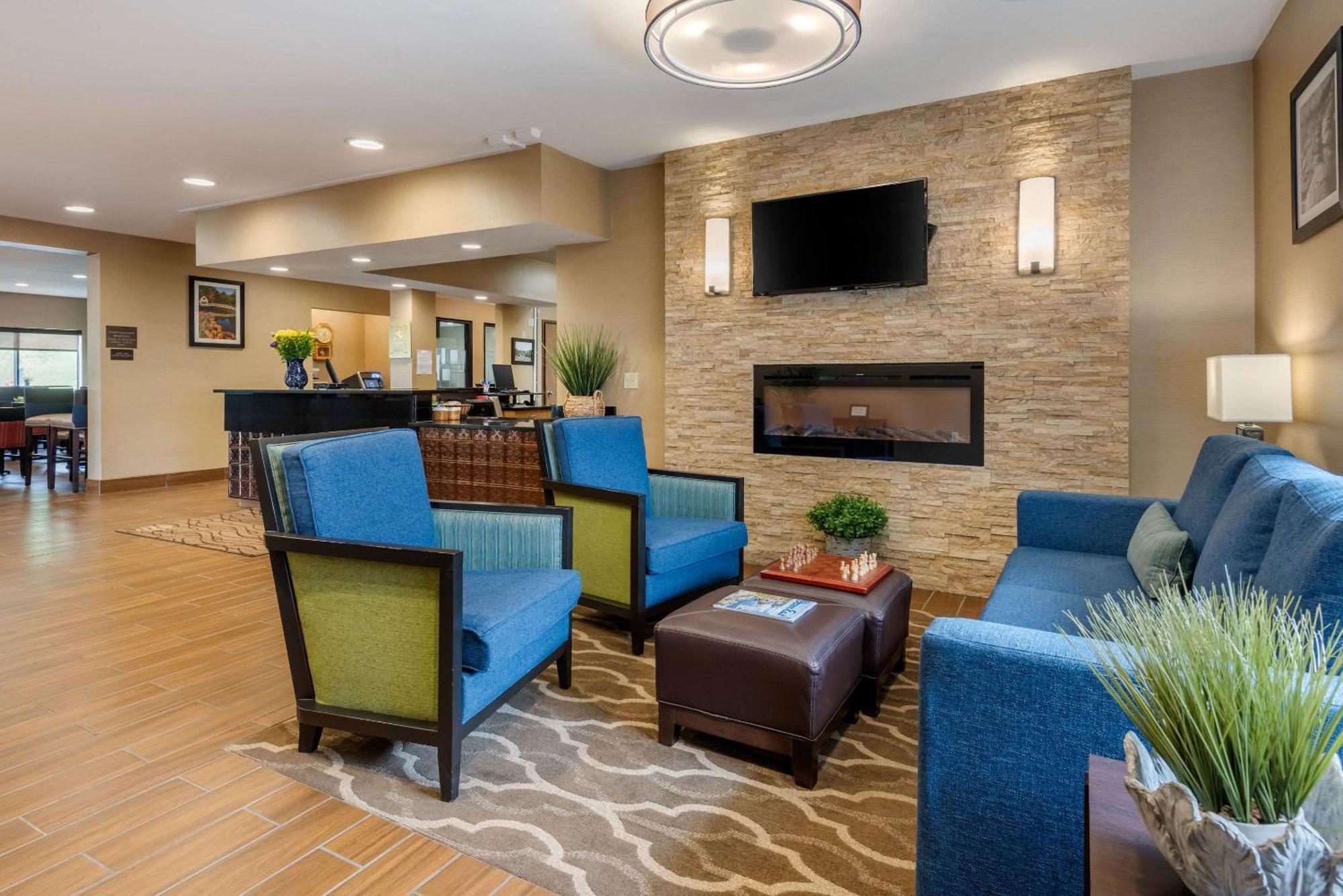 Comfort Inn Ellsworth - Bar Harbor Exterior photo